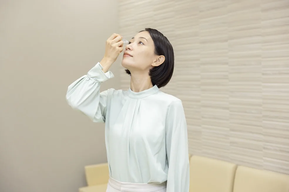 点眼薬による進行抑制（イメージ）